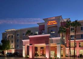 Hampton Inn & Suites Phoenix-Surprise 2