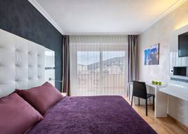 Salles Hotels Marina Portals 5