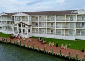 Hampton Inn & Suites Chincoteague-Waterfront, Va 5