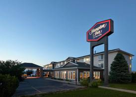 Hampton Inn Helena 4