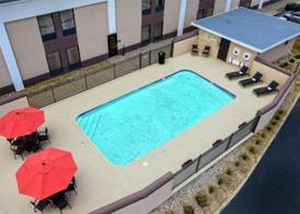 Hampton Inn Winchester 5