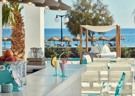 Aqua Blue Beach Hotel 3