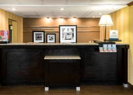 Hampton Inn Parkersburg/Mineral Wells 3