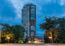 Hilton Alexandria Mark Center 5