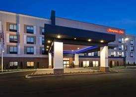 Hampton Inn Pleasant View 4