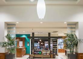 Hilton Garden Inn Lake Forest Mettawa 4