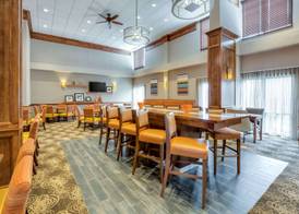 Hampton Inn Boston-Norwood 4