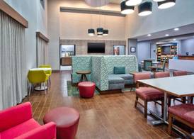 Hampton Inn & Suites - Cape Coral/Fort Myers Area, FL 4