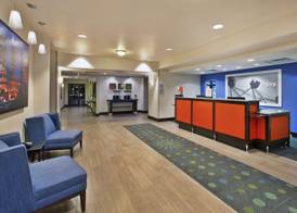 Hampton Inn & Suites Elyria 2