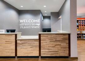 Hampton Inn Charlotte-Uptown 5