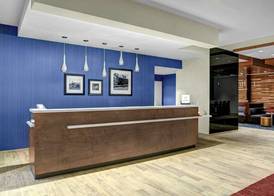Hampton Inn & Suites Richmond - Downtown, VA 4
