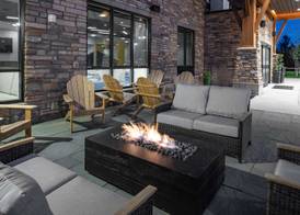 Hampton Inn by Hilton Verona at Turning Stone 4
