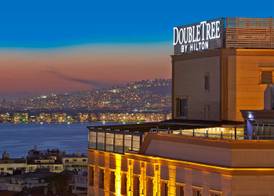 DoubleTree by Hilton Izmir - Alsancak 2