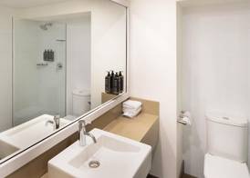 Mercure Sydney Parramatta 5
