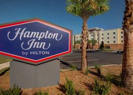 Hampton Inn Plant City 3