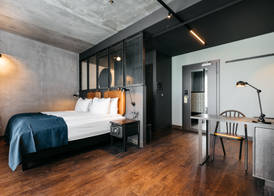Exeter Hotel 2