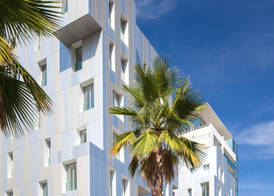 Lugaris Beach Apartments 3