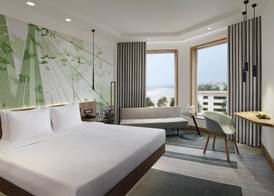 Novotel Mumbai Juhu Beach 4