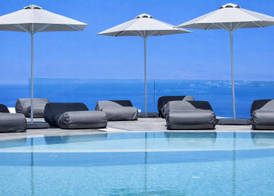 Hotiday Santorini Oia 4