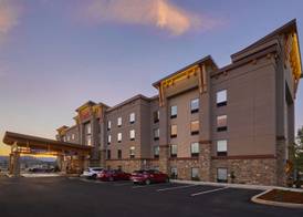 Hampton Inn & Suites Roseburg 2