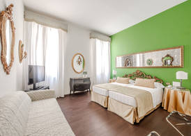 HOTIDAY Room Collection - Venezia Santa Lucia 4