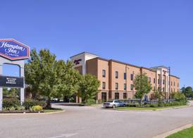 Hampton Inn Jackson-College Avenue 2