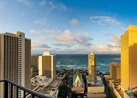 Hilton Waikiki Beach Resort & Spa 3
