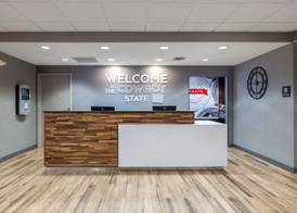 Hampton Inn & Suites Casper 2