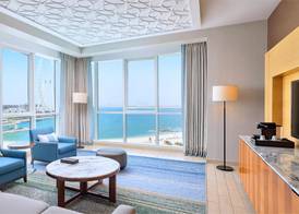 DoubleTree by Hilton Dubai Jumeirah Beach 3