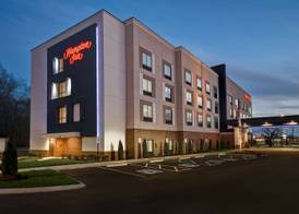 Hampton Inn Pleasant View 3