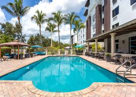 Hampton Inn & Suites Wellington 5