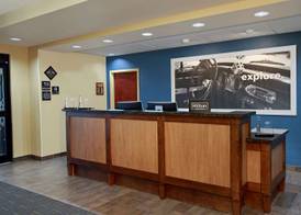 Hampton Inn Winfield 2