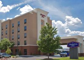 Hampton Inn Greenville, NC 2