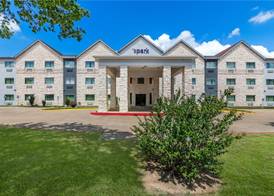 Spark by Hilton Round Rock 2