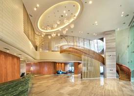 DoubleTree by Hilton Ahmedabad 4