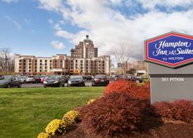 Hampton Inn & Suites Hartford/East Hartford 4