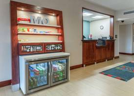 Hampton Inn Jefferson City at Capital Mall 4