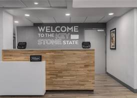 Hampton Inn Altoona 5