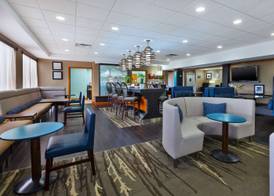 Hampton Inn Marysville 3