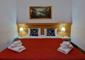 Hotel Tito 5