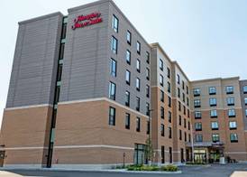 Hampton Inn & Suites Boston/Waltham 2