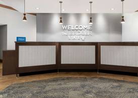 Hampton Inn & Suites Madison / Downtown 4