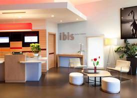 Ibis Barcelona Santa Coloma 2