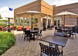 Hilton Garden Inn Lake Forest Mettawa 2