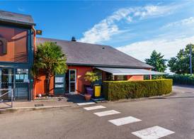 Campanile NATURE - Dijon Est Saint-Apollinaire 2