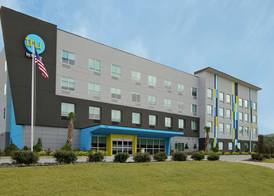 Tru By Hilton Mobile 4