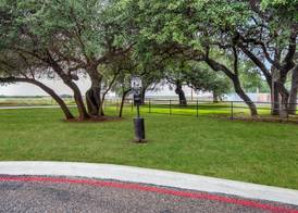 Hampton Inn Uvalde 2
