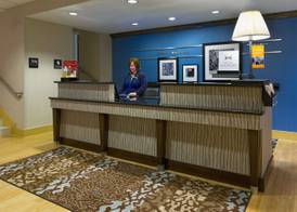Hampton Inn Danbury 3