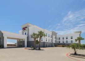 Hampton Inn Pleasanton 3