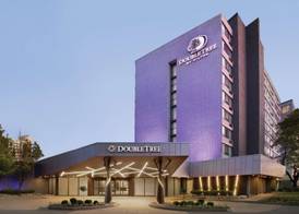 DoubleTree by Hilton Toronto Airport West 4